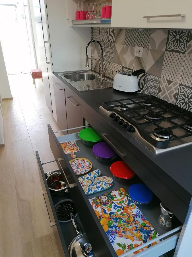 Retroscena Apartment In Centro 西维尔诺瓦·马尔凯 外观 照片