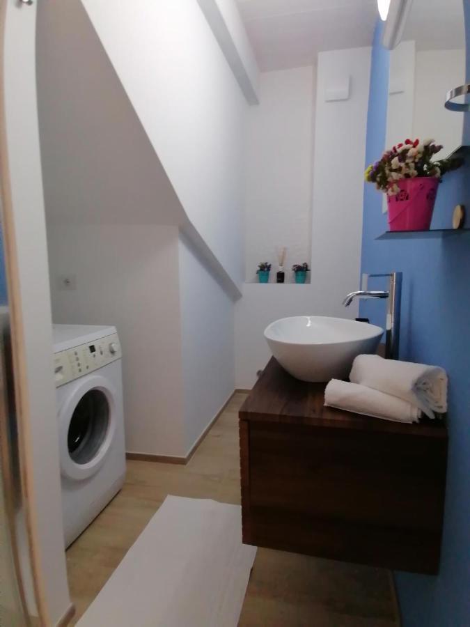Retroscena Apartment In Centro 西维尔诺瓦·马尔凯 外观 照片