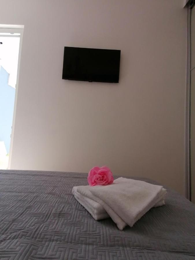 Retroscena Apartment In Centro 西维尔诺瓦·马尔凯 外观 照片